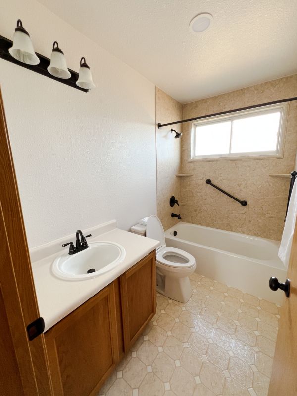 Top Bathroom Remodeling Companies in Neosho, MO